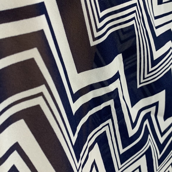 Ruby Ribbon Sheer Cardigan Top White Navy Blue Chevron Print One Size - Picture 10 of 15